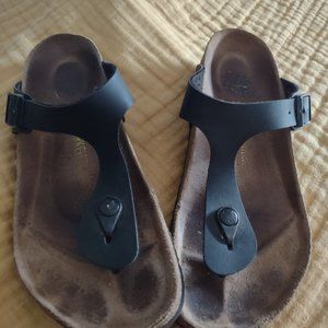 Birkenstock Gizeah Thong Sandals